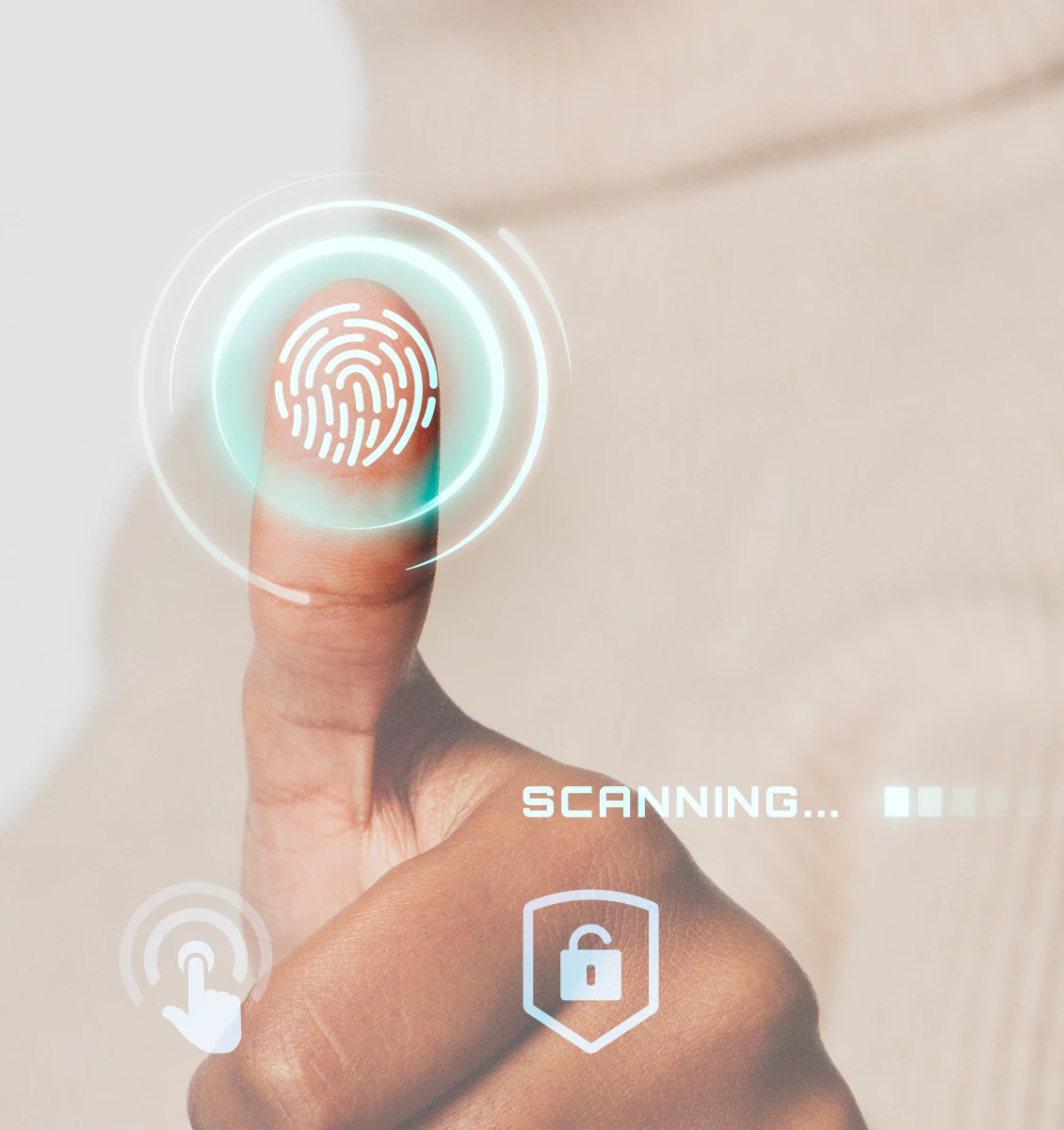 Médico exibindo impressão digital com o dedo.